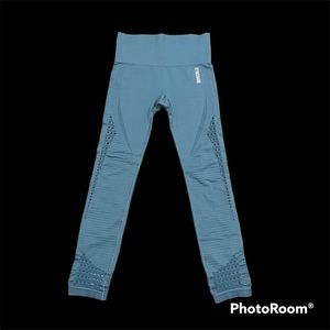 Gymshark Energy+ Seamless Cropped Leggings Size Small Blue
